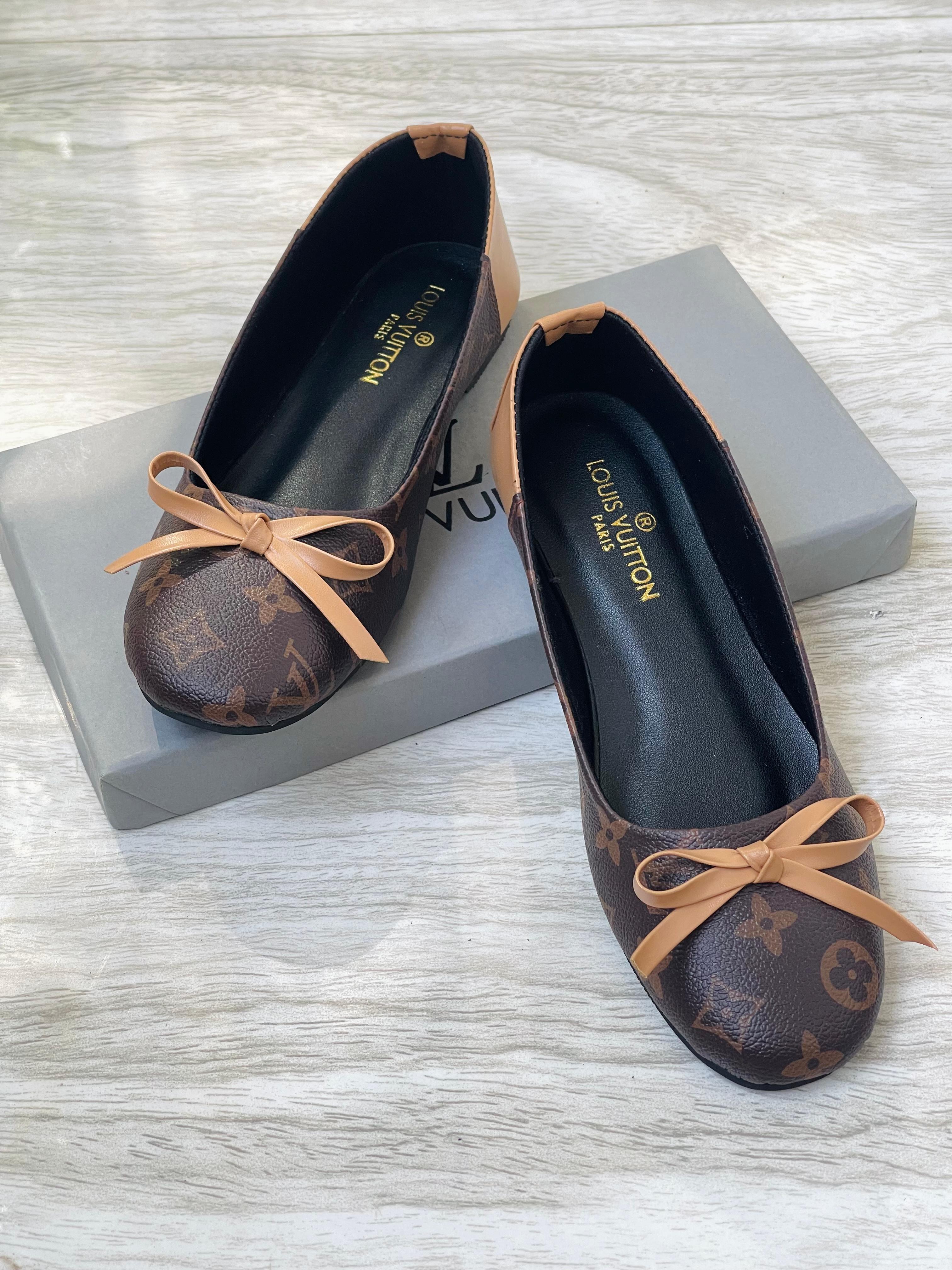 LV Bow Flat Pumpy Style