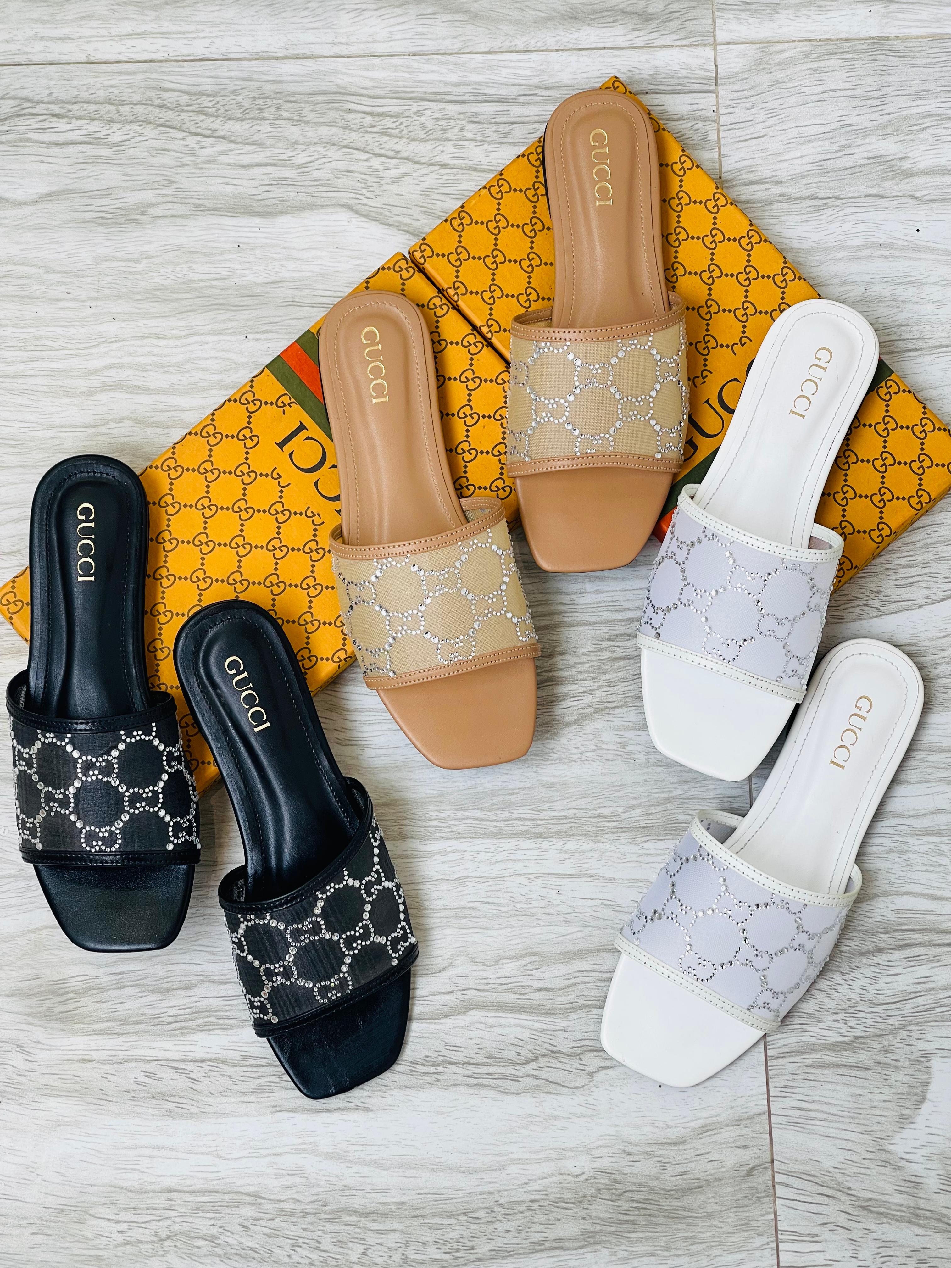 GUCCI SLIDES