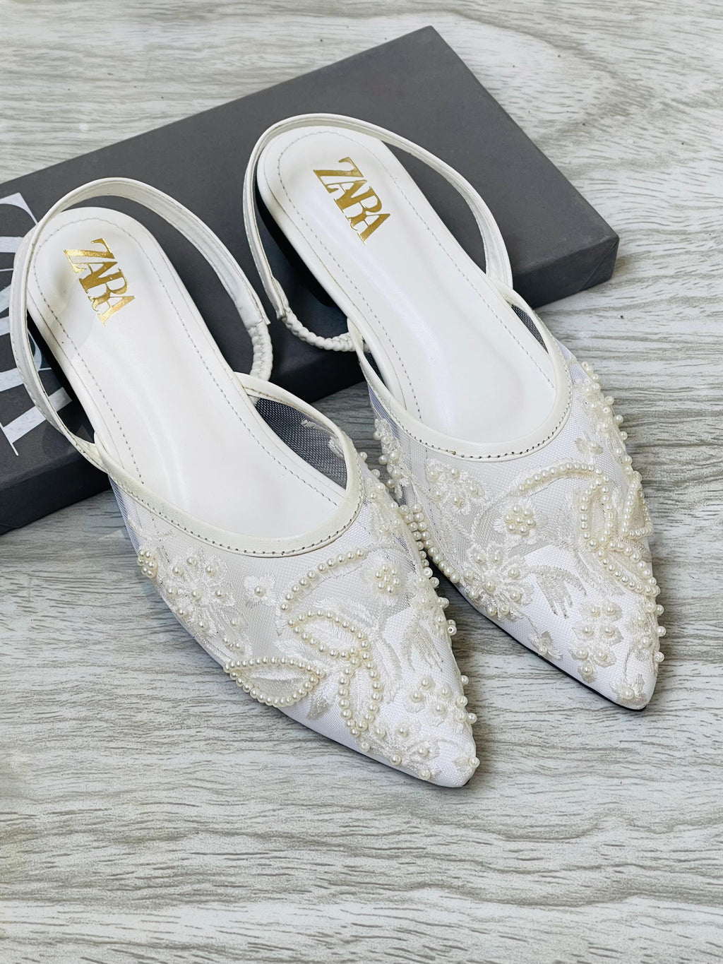 ZARA EMBROIDERED FLAT PUMPS