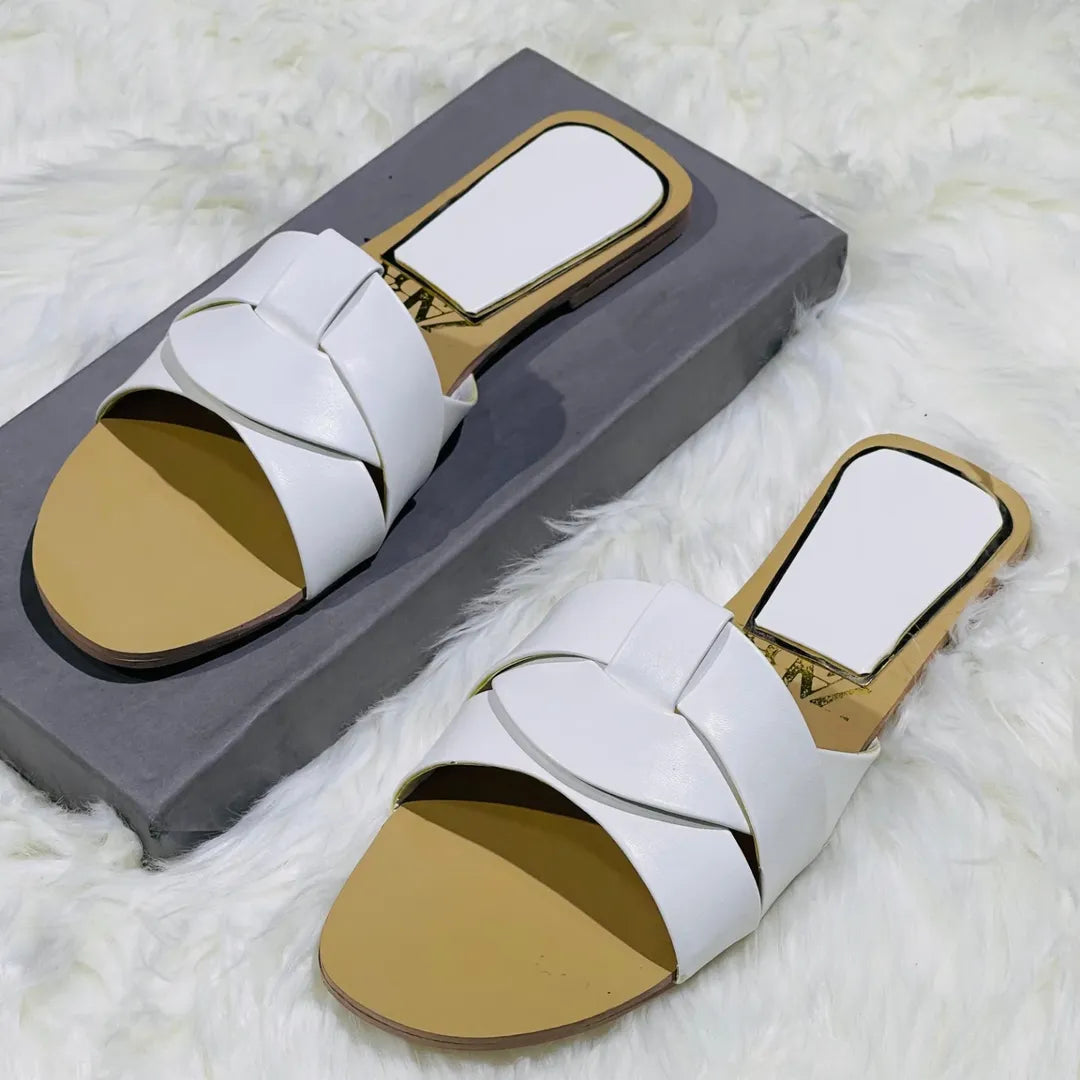 ZARA FLAT